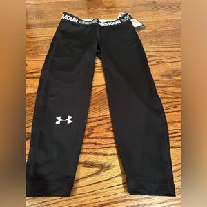 2 BNWT girls Under Armour leggings.